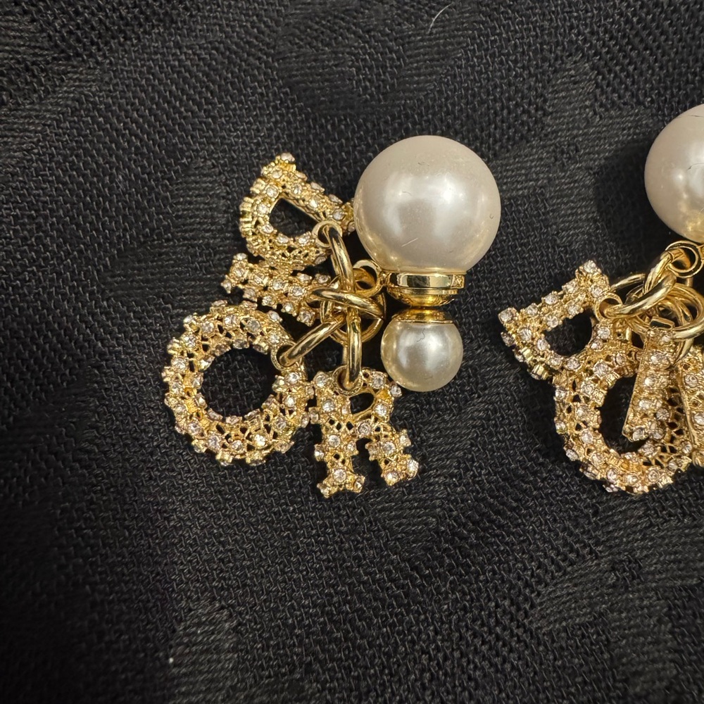 Dior Elegant Gold and Pearl Crystal Studded Earrings - Picture 2 of 6